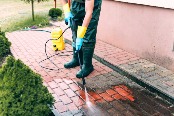 Best Deck Cleaning Services  in Farley, KY